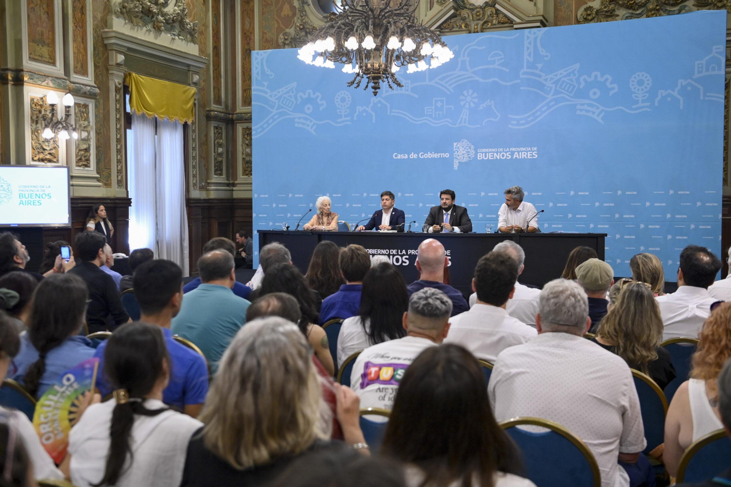 Kicillof encabezó un acto por el Día Internacional de los Derechos Humanos