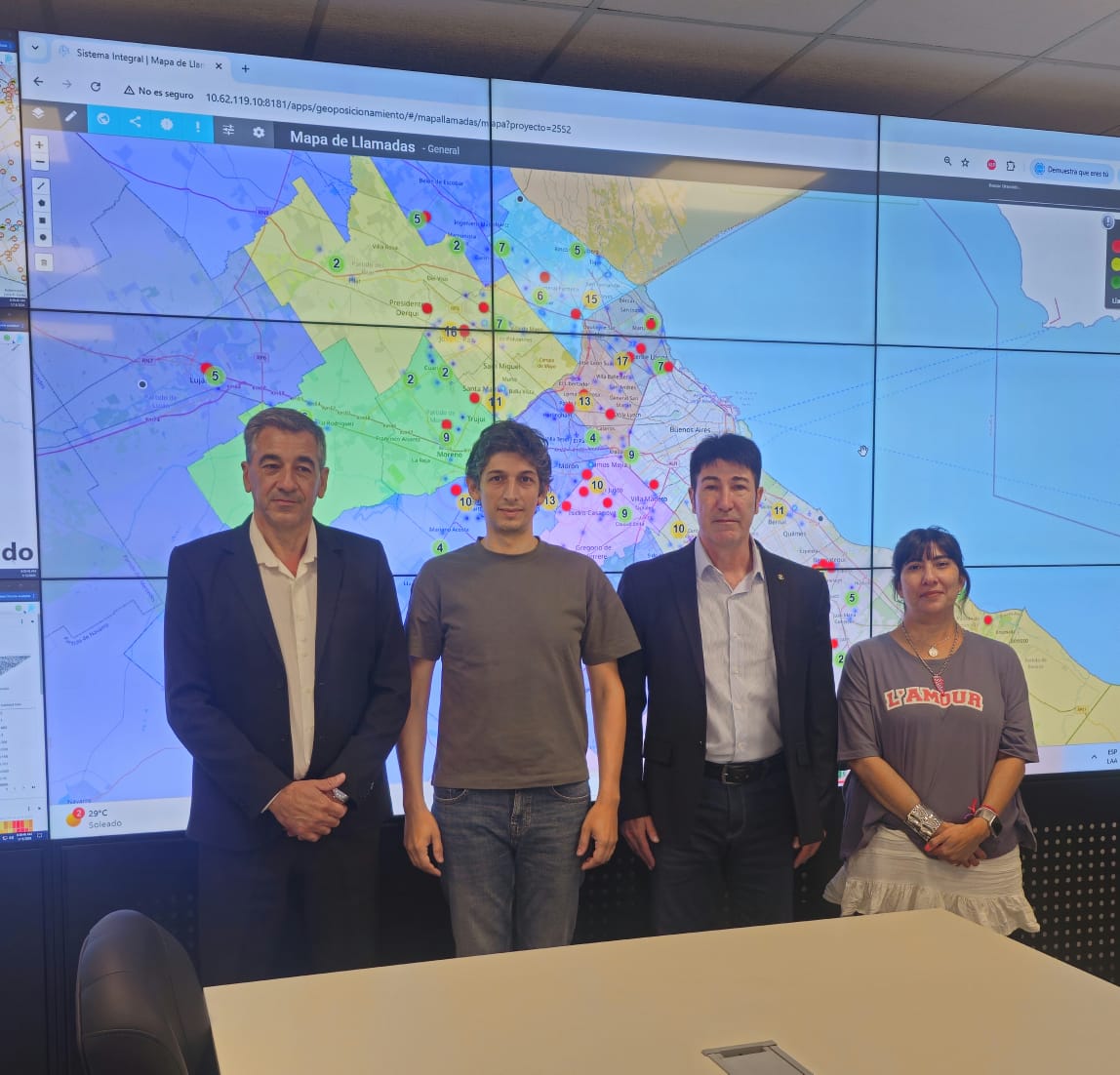 Reunión entre la Secretaría de Seguridad de Chivilcoy y autoridades del Ministerio de Seguridad bonaerense.