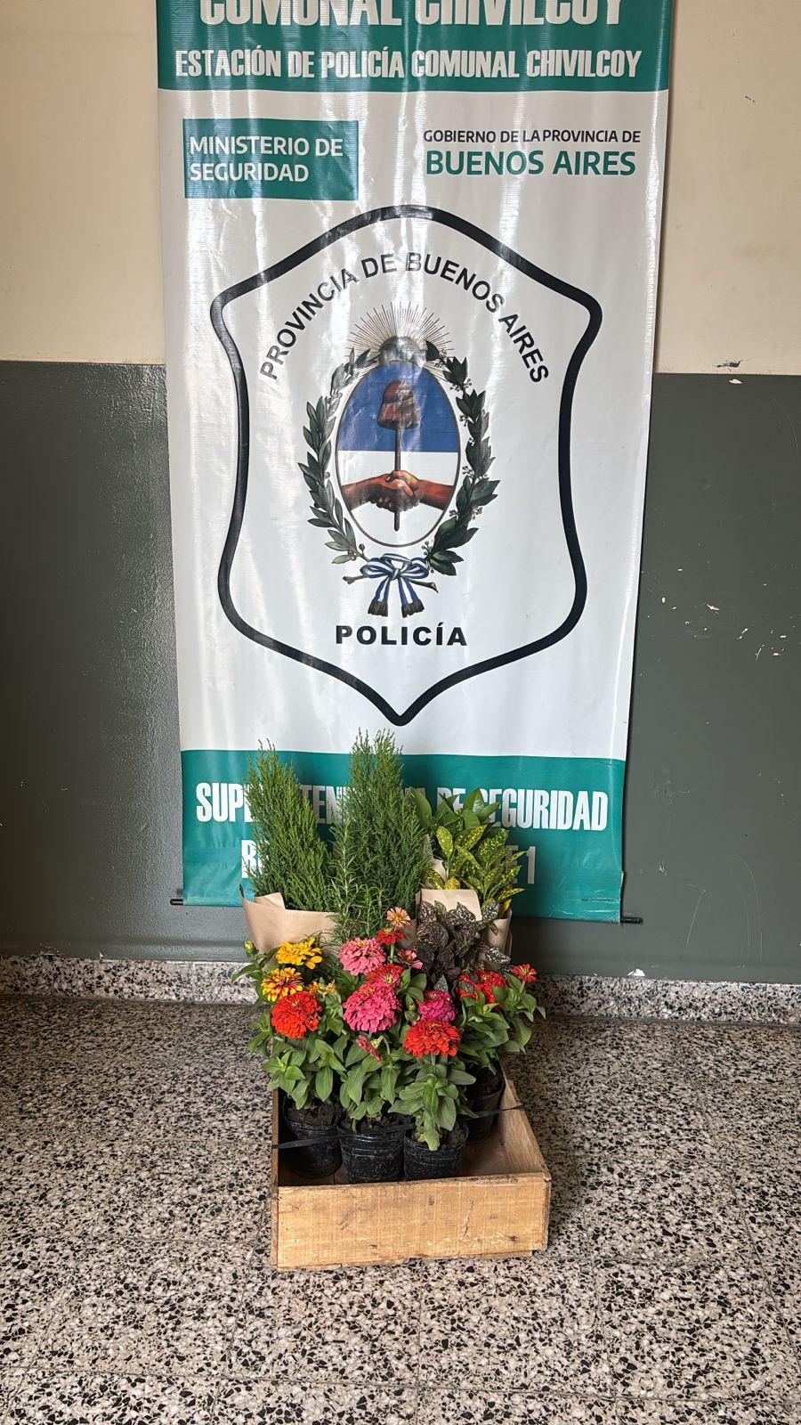 POLICÍA REALIZA OPERATIVOS PREVENTIVOS ANTE EL INGRESO DE PERSONAS DE OTRAS LOCALIDADES QUE REALIZAN VENTA AMBULANTE EN LA CIUDAD