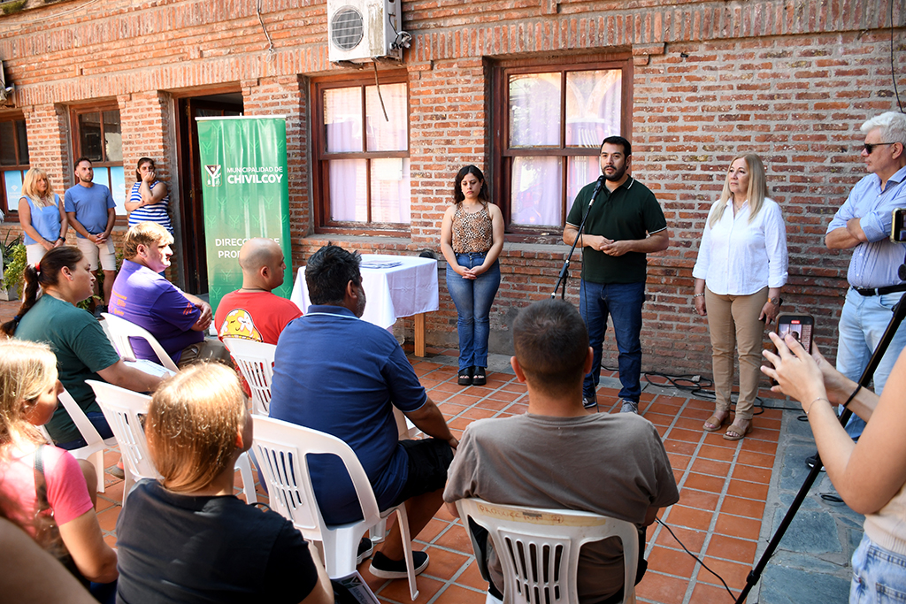 Avanza la regularización de los food trucks con la entrega de las primeras habilitaciones 