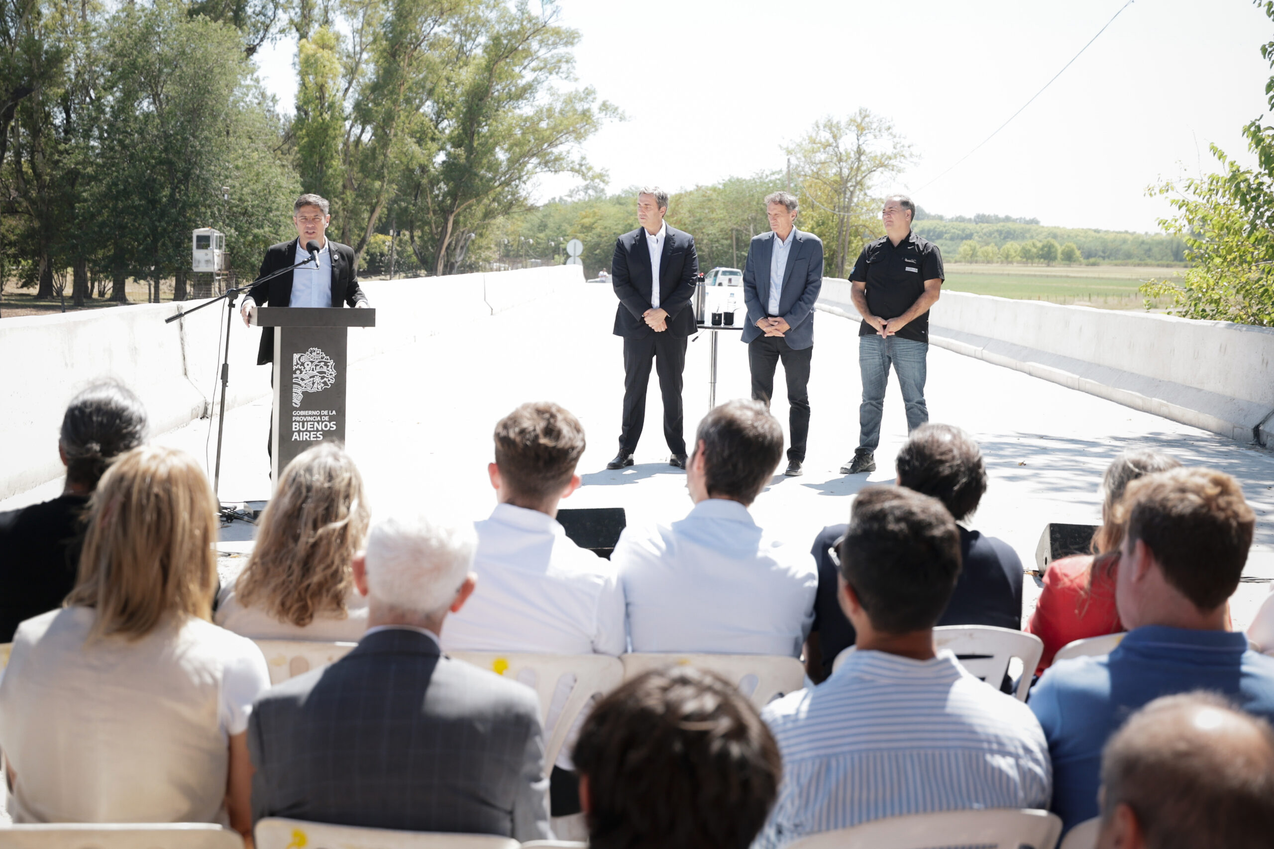Kicillof inauguró el nuevo puente vehicular de Los Huesos sobre el Río Luján