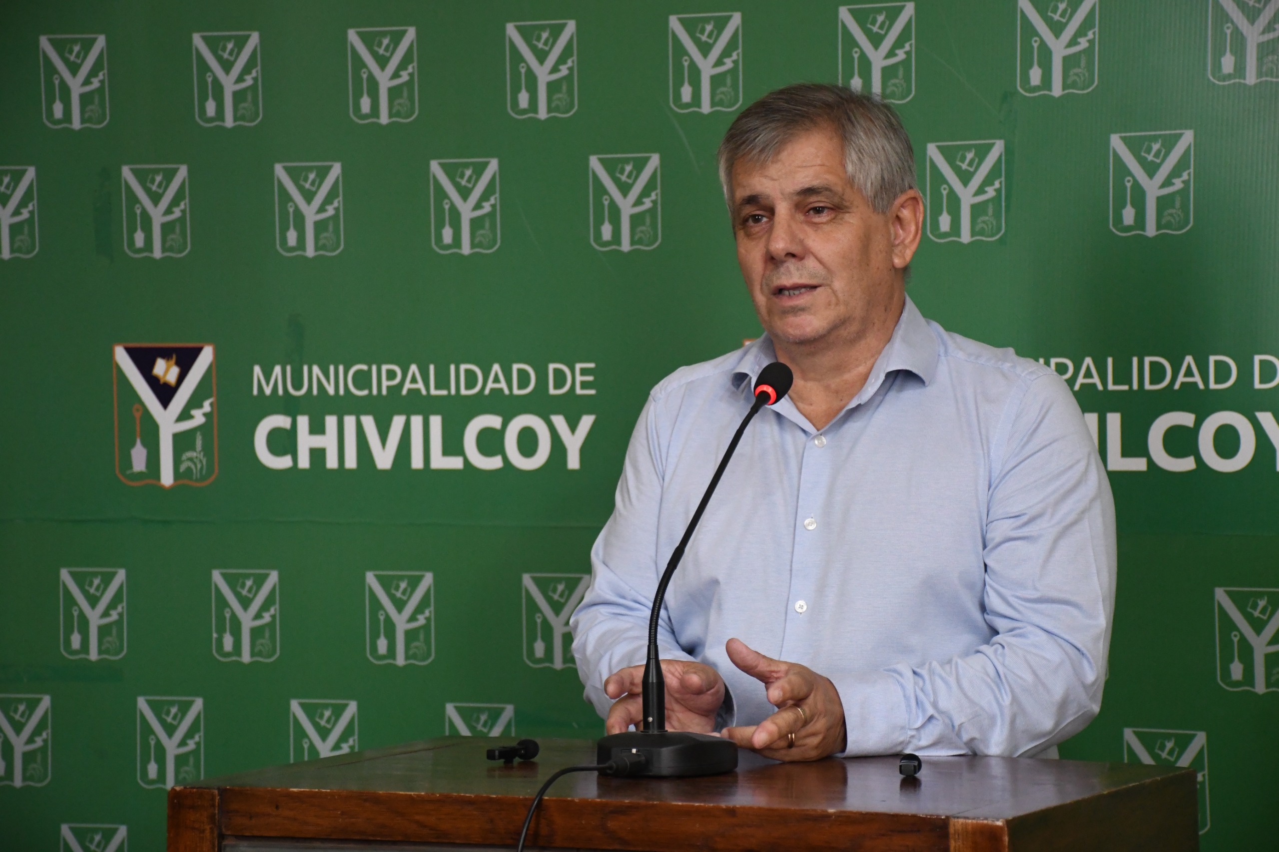 Britos realizó aclaraciones institucionales y anunció avances en obras y gestiones