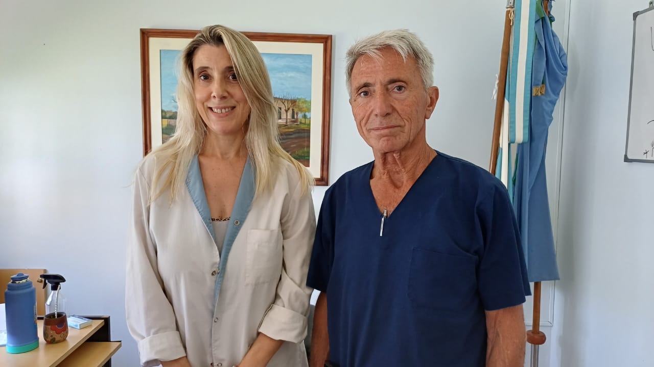 El Secretario de Salud y la Directora del Hospital brindaron aclaraciones sobre la situación de un joven y el pedido de la prótesis a Provincia