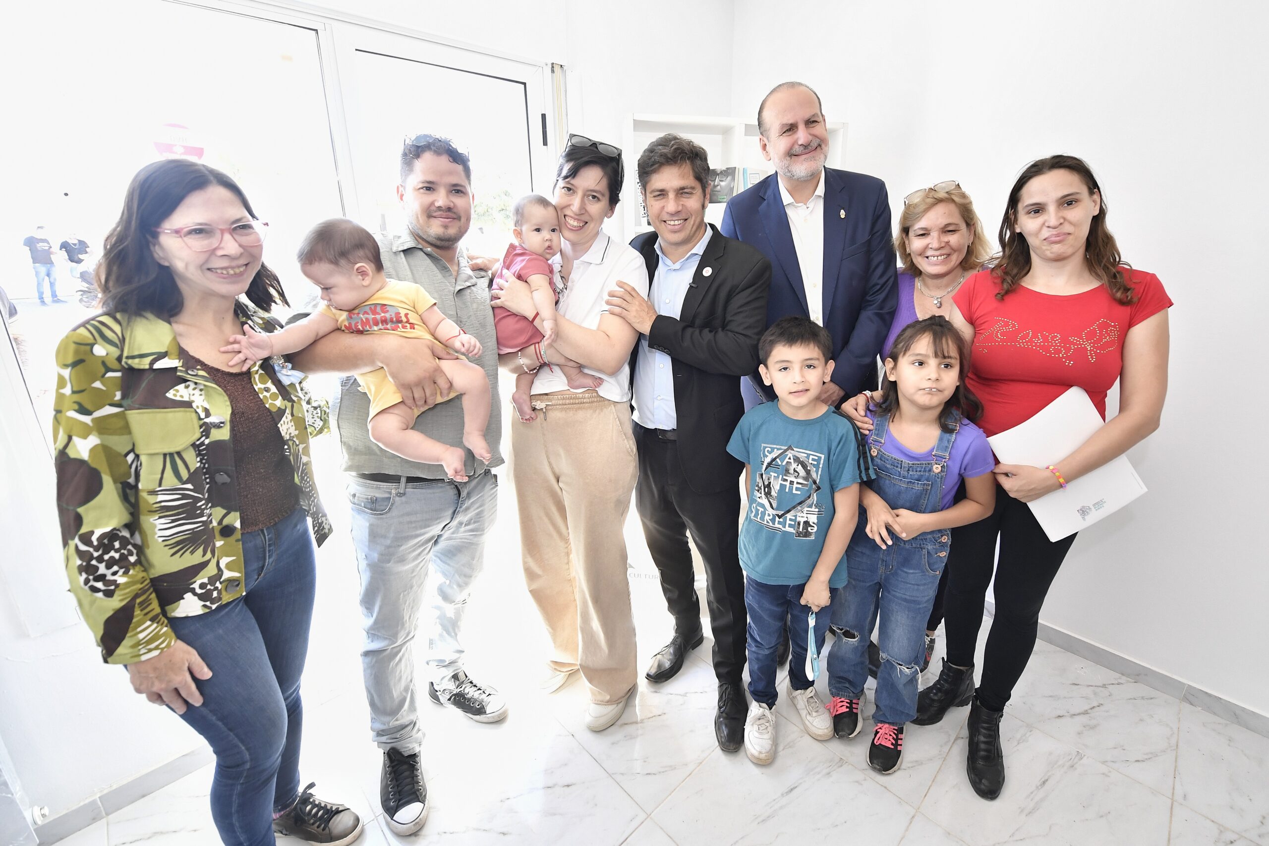 Kicillof entregó 101 viviendas a familias de Bahía Blanca