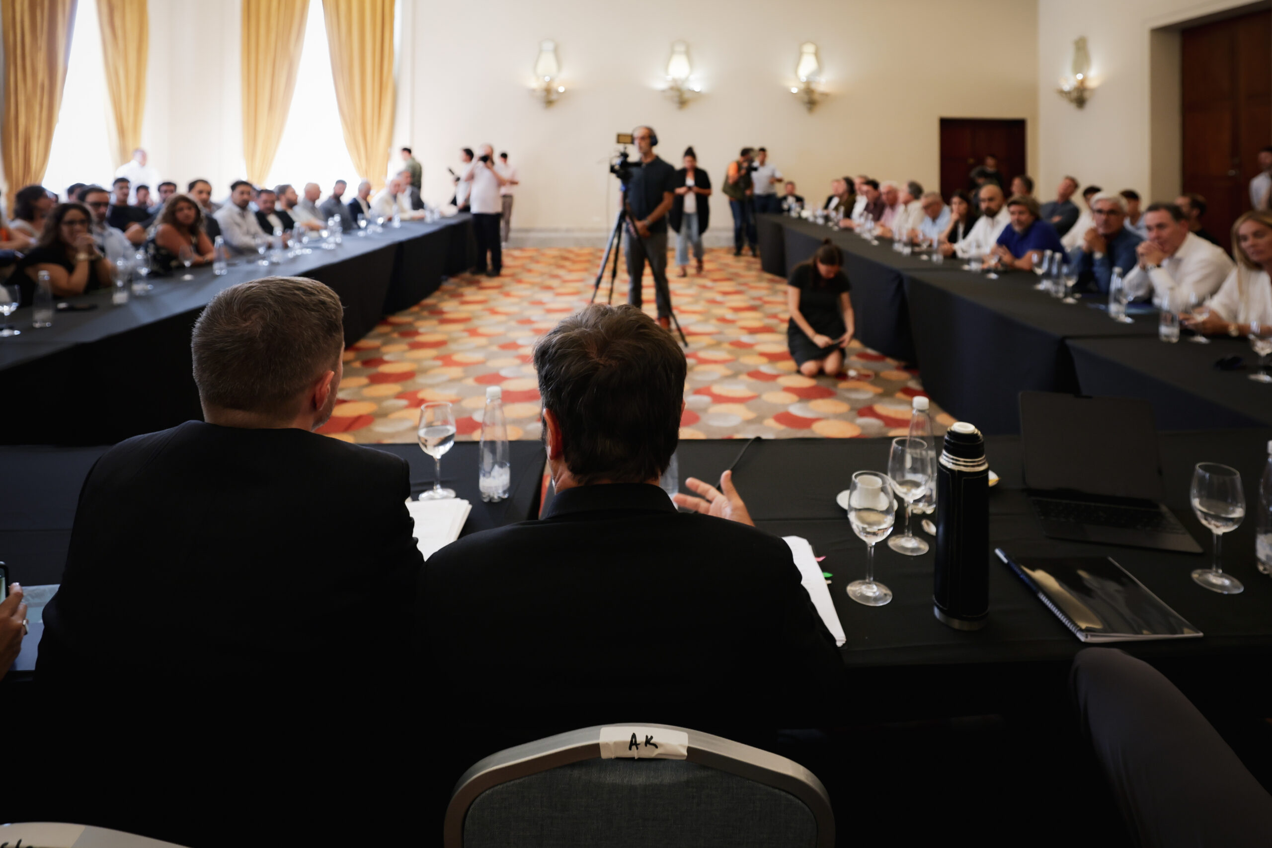 MAR DEL PLATA-Kicillof se reunió con representantes del sector turístico y hotelero