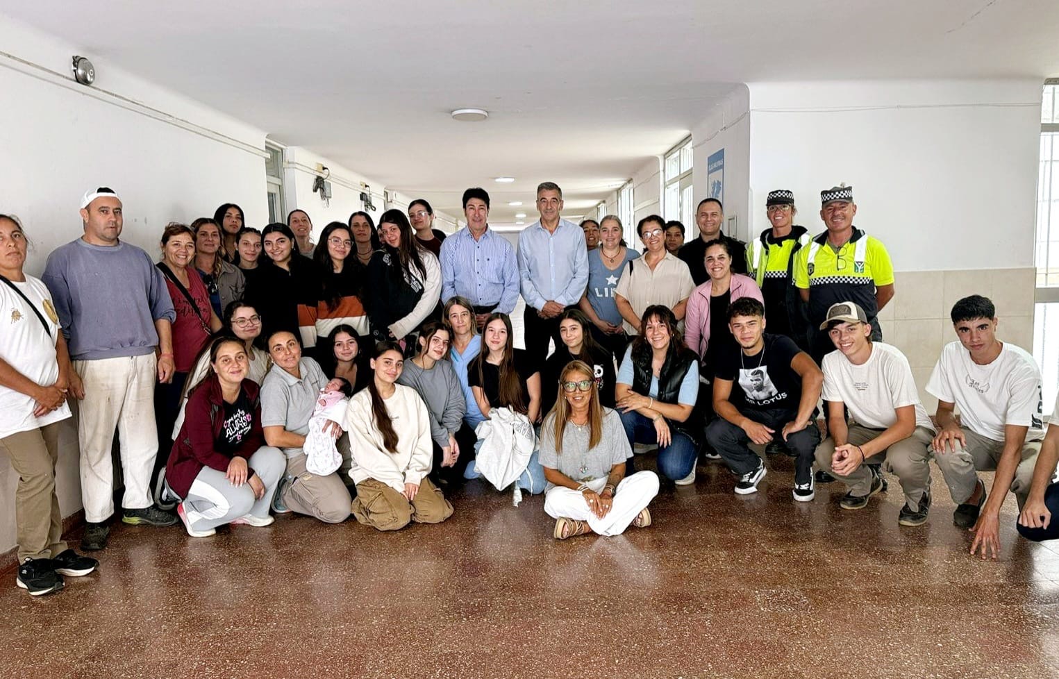 LA SECRETARÍA DE SEGURIDAD PARTICIPÓ DE UNA REUNIÓN EN MOQUEHUÁ PARA ORGANIZAR EL UPD