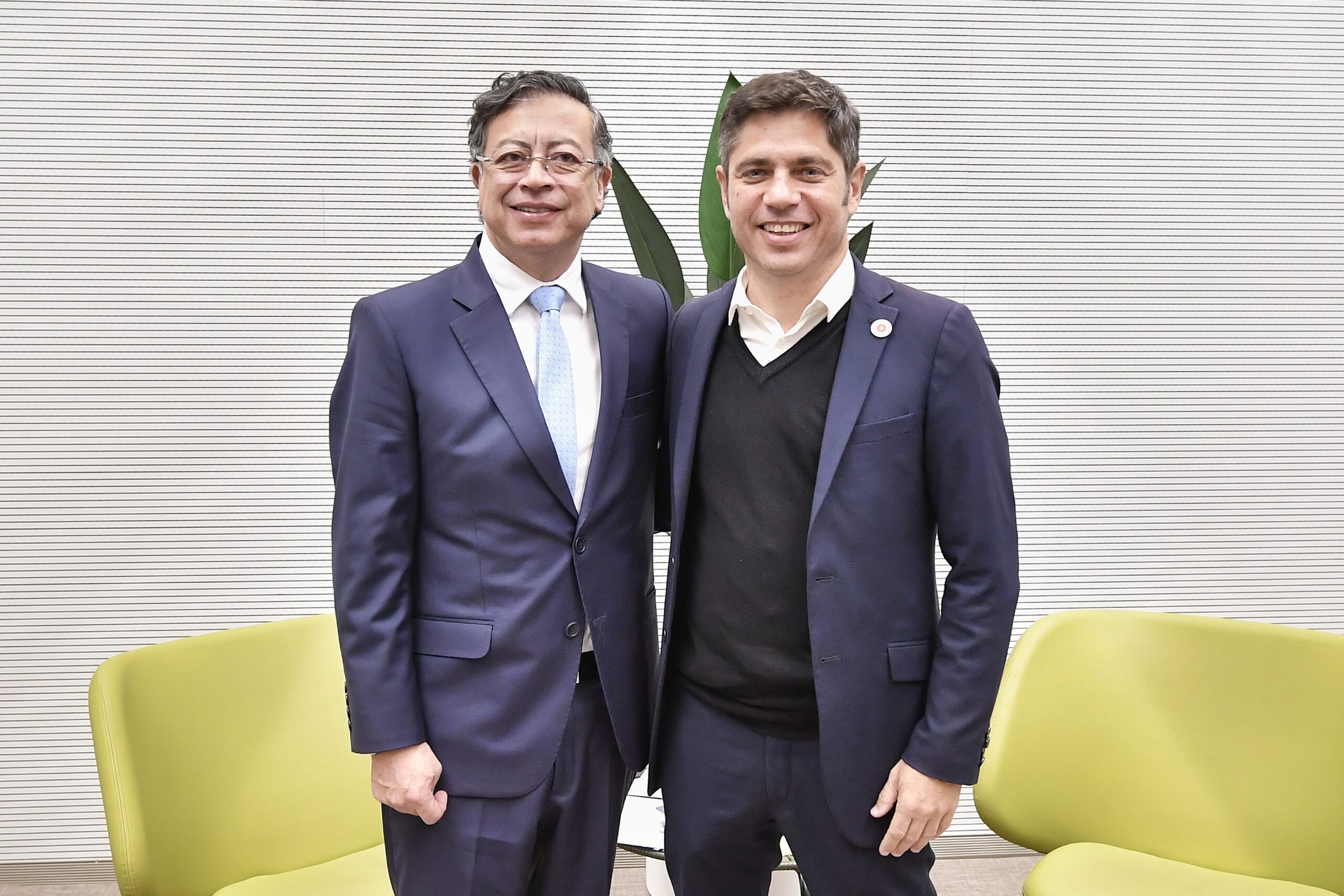 ESPAÑA-Kicillof se reunió con el presidente Gustavo Petro y la vice del Parlamento Europeo, Katarina Barley