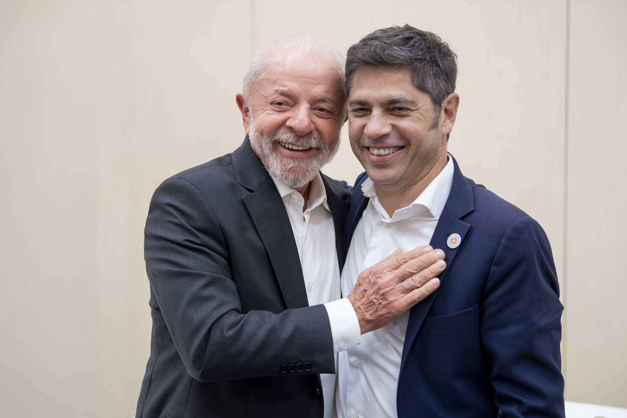 ESPAÑA-Kicillof: “Hay otro camino que no es el de la guerra, la crueldad y el abandono”