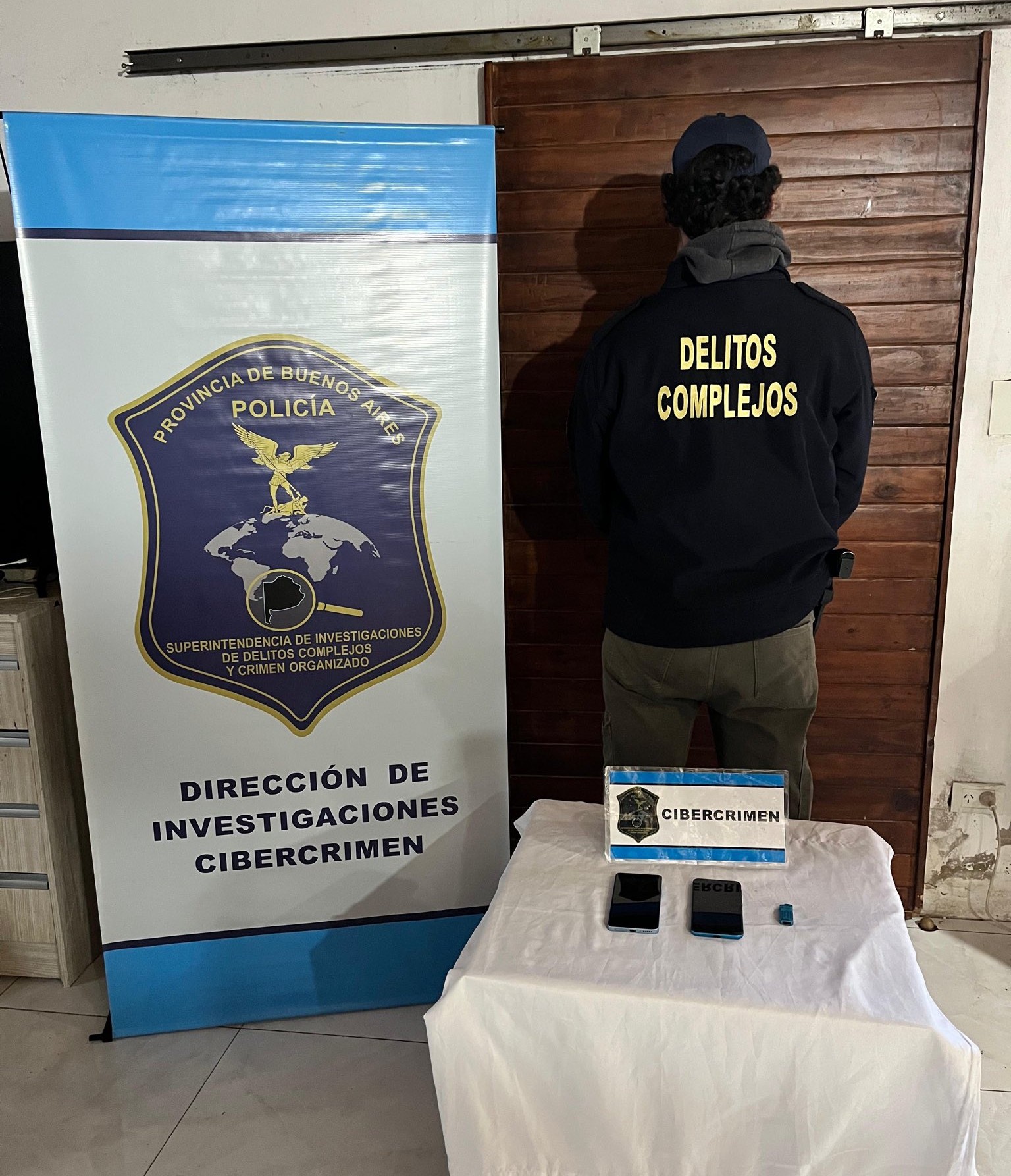 LA DELEGACIÓN DE CIBERDELITOS DE CHIVILCOY REALIZÓ UN ALLANAMIENTO EN LA LOCALIDAD DEL VISO, PARTIDO DE PILAR, EN EL MARCO DE UNA INVESTIGACIÓN POR PORNOGRAFÍA INFANTIL