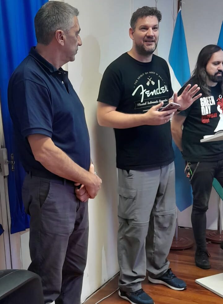 La Secretaría de Seguridad de la Municipalidad de Chivilcoy llevó adelante una capacitación destinada al personal que cumplirá funciones en la futura Playa de Estacionamiento de Camiones, un espacio próximo a entrar en funcionamiento en la ciudad.