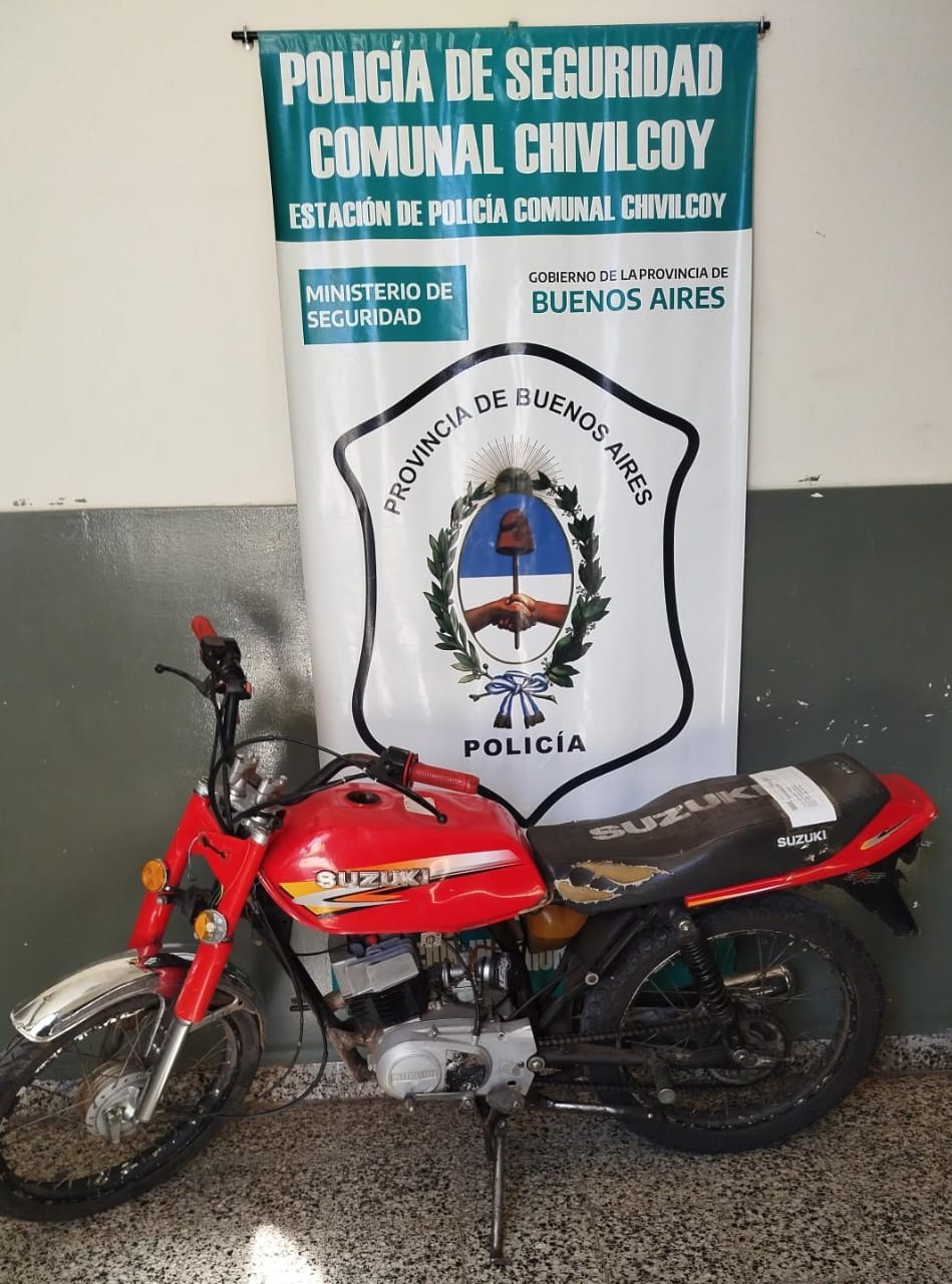 Recuperan una moto robada y aprehenden a un menor