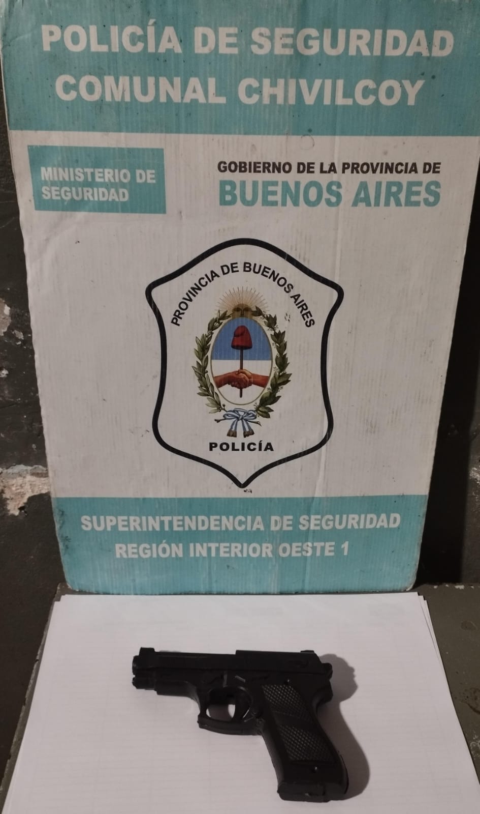 Aprehenden a un menor de 15 años por tentativa de robo con un arma de utilería