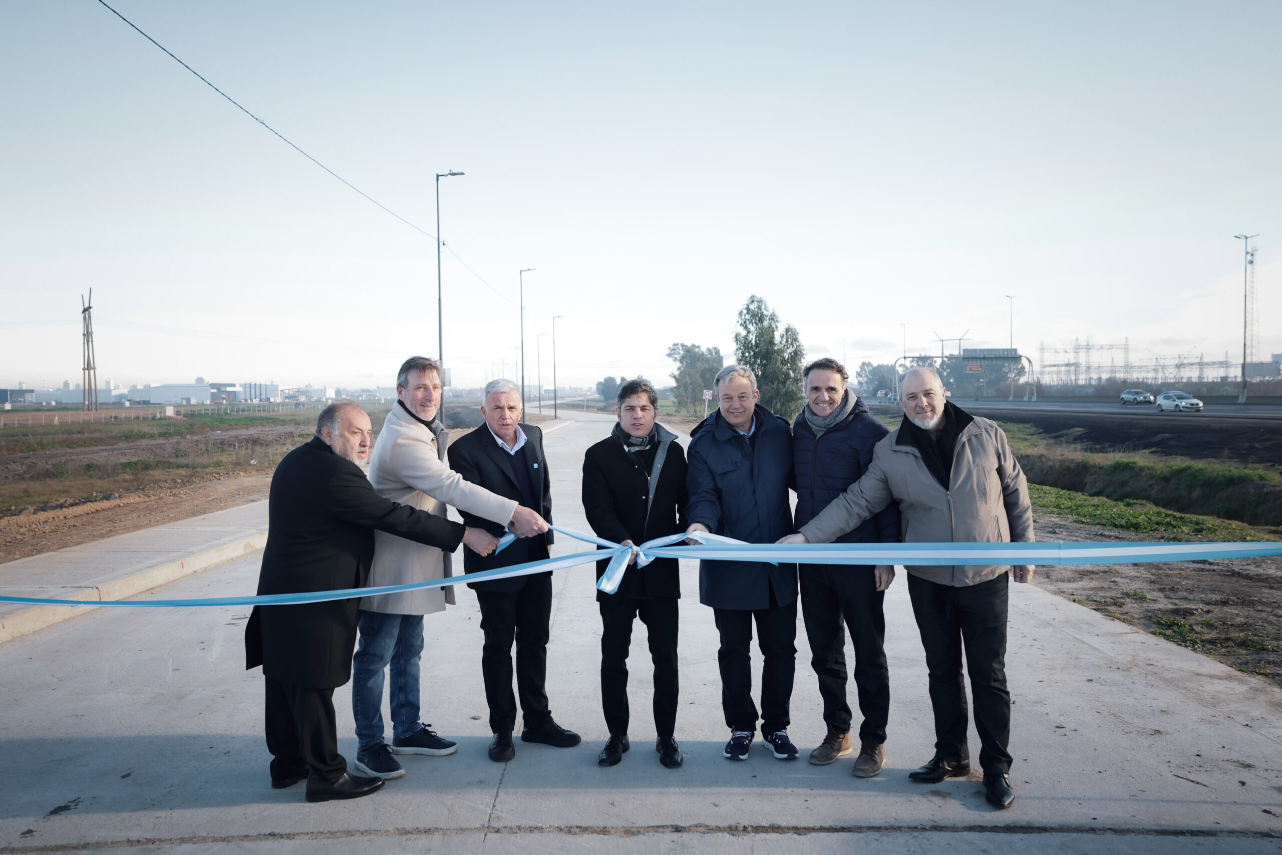 BERAZATEGUI-Kicillof inauguró un tramo de la colectora sur Avenida Circunvalación en Hudson