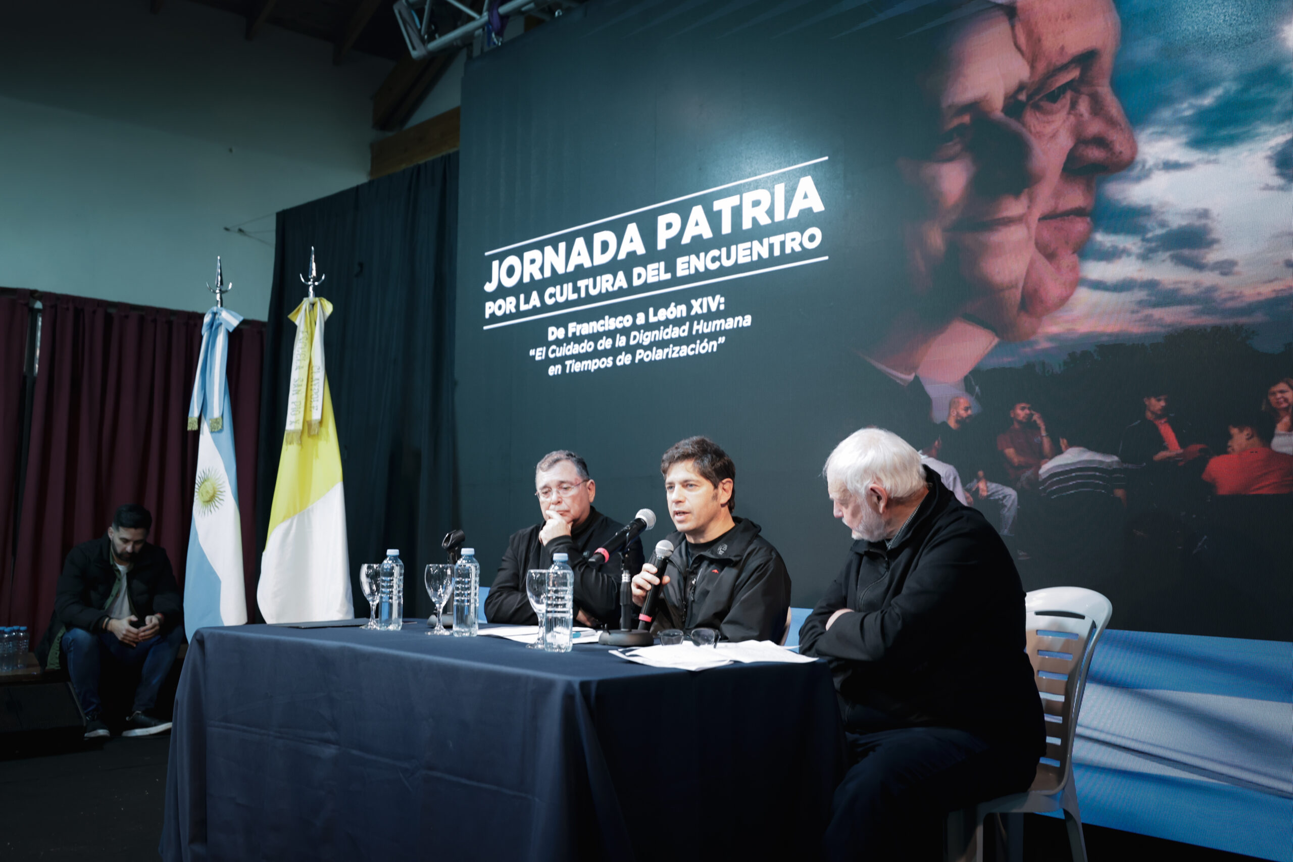 ALMIRANTE BROWN-Kicillof participó de la Jornada Patria por la Cultura del Encuentro