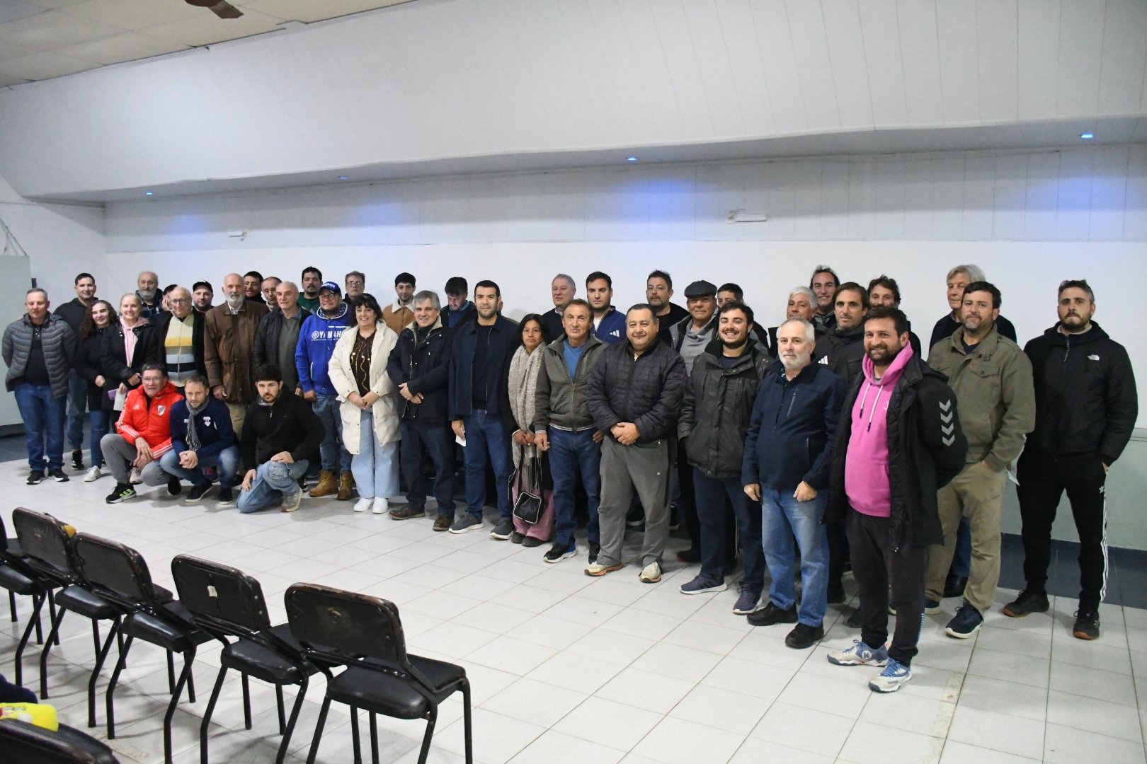 Britos encabezó la entrega de más de $15 millones a instituciones deportivas de Chivilcoy