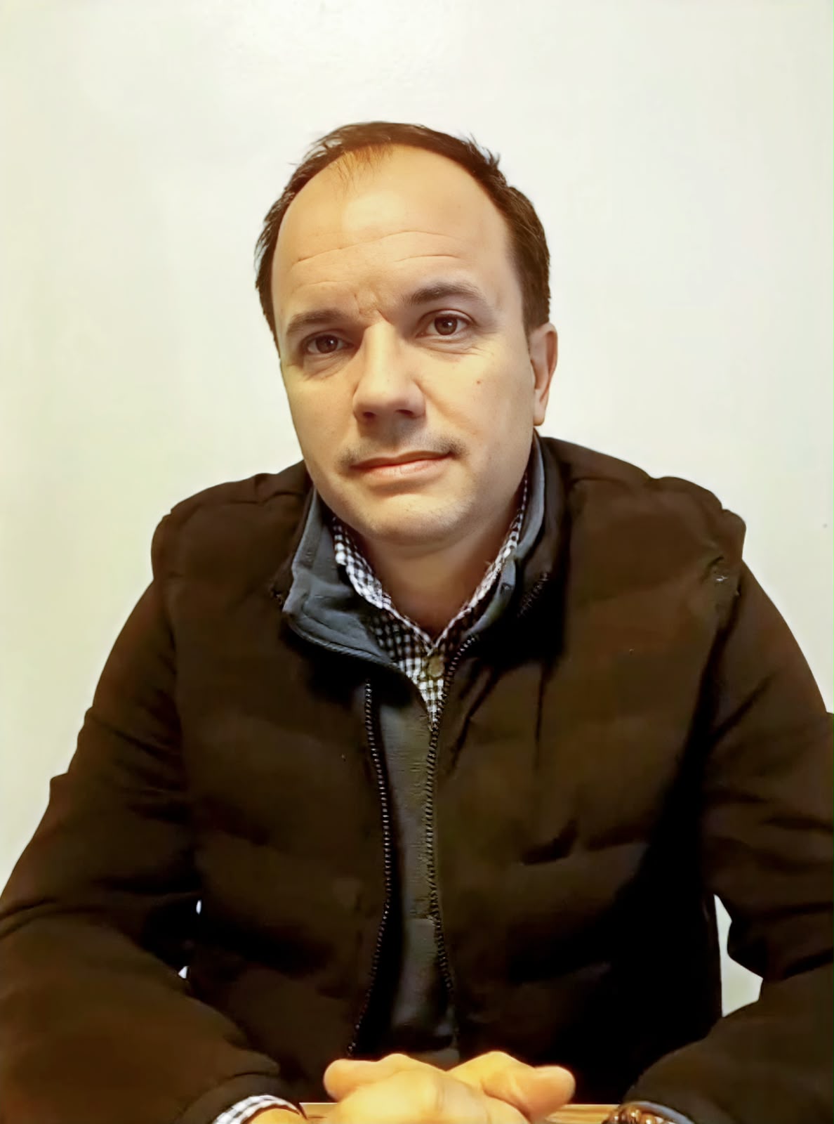 OMIC: Joaquín Oteiza advirtió sobre nuevas modalidades de estafas electrónicas en compras y préstamos a través de aplicaciones