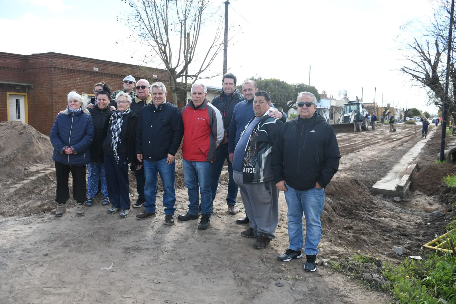 Avanza la obra de ampliación de cordón cuneta en inmediaciones del Club Independiente