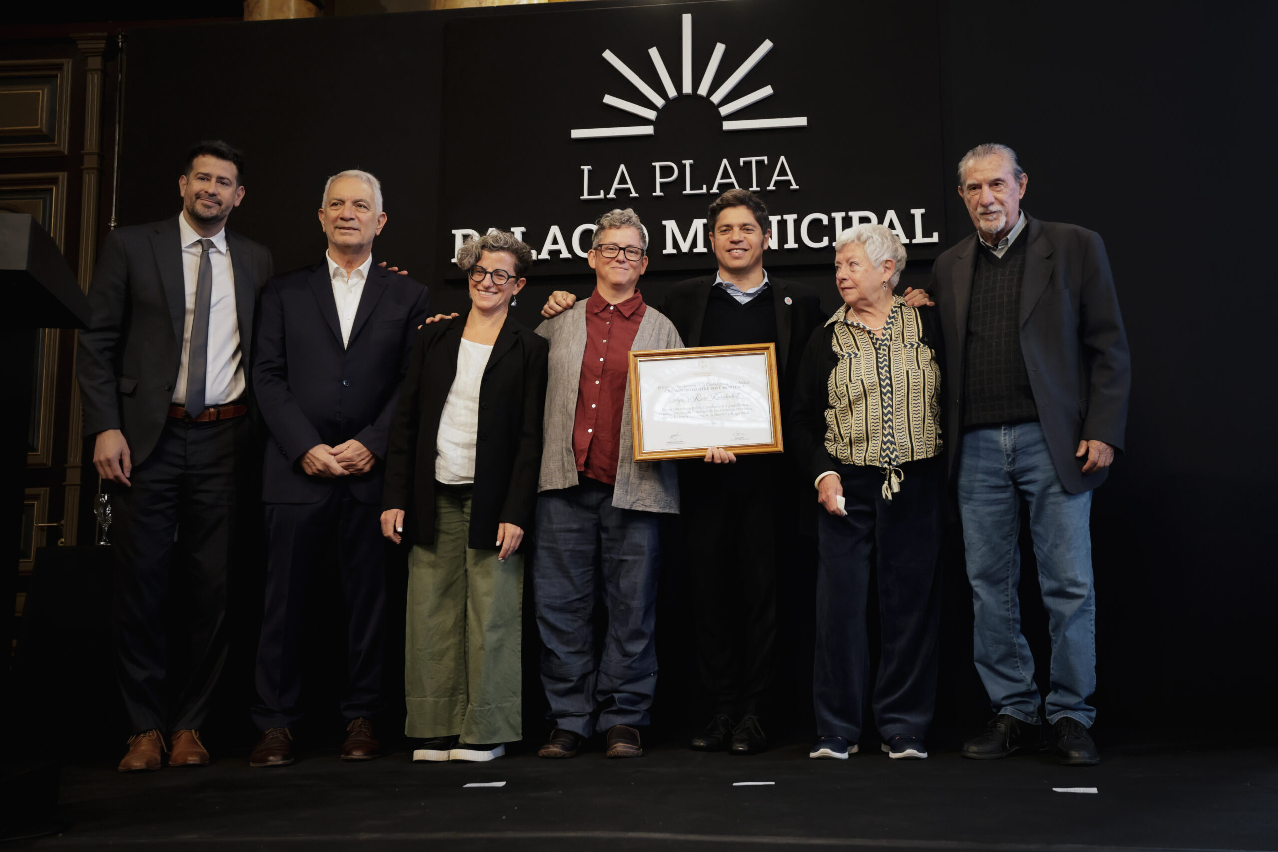 Kicillof participó del acto en que se declaró Ciudadano Ilustre post mortem de La Plata a Sergio “El Ruso” Karakachoff