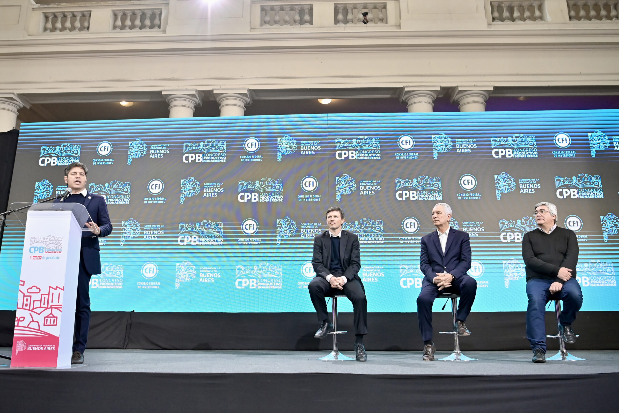 Kicillof: “Hay una política nacional que busca construir un país dependiente, primarizado en lo productivo y precarizado en lo laboral”