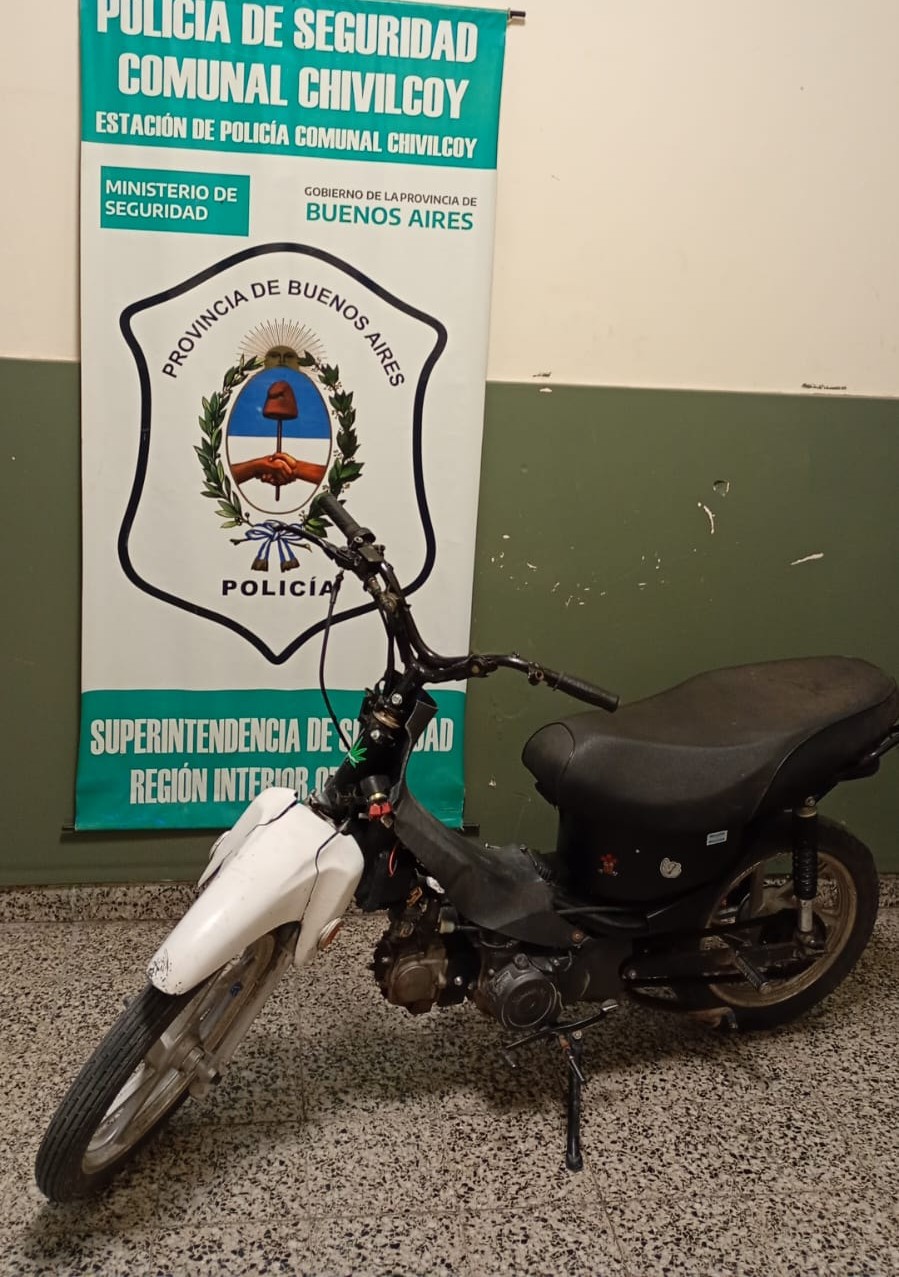 Aprehendieron a un adolescente que circulaba en una moto con las numeraciones suprimidas
